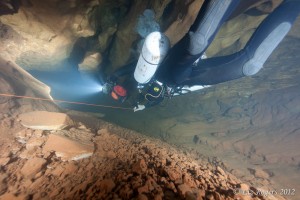Exploring Great Nowranie Cave, Camooweal